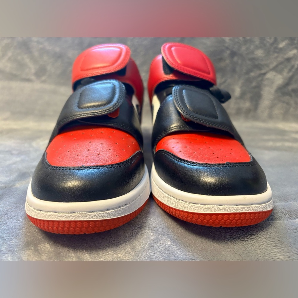 SIA Collective Men’s VULTR SK8 Sneakers - Size 8 - Black - Red - White - Picture 3 of 14